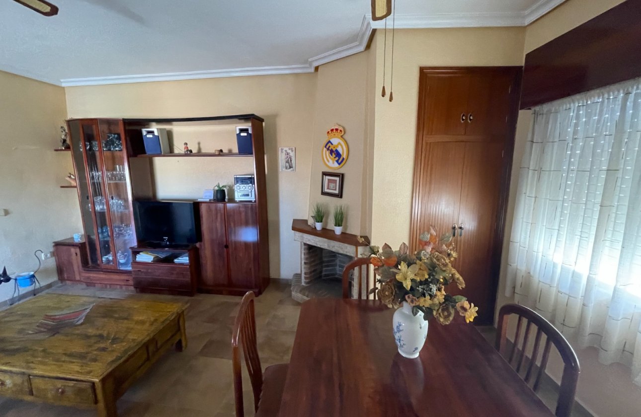 Resale - Villa -
San Miguel de Salinas - Inland