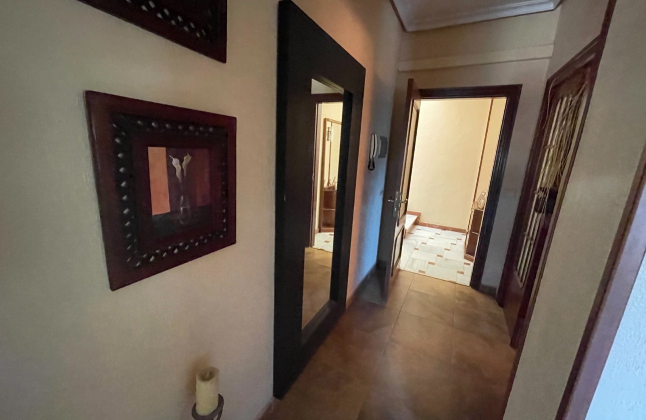 Resale - Villa -
San Miguel de Salinas - Inland