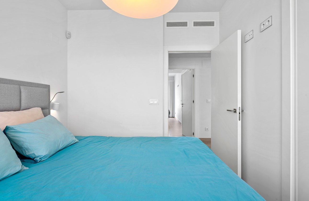 Resale - Villa -
San Miguel de Salinas - Inland