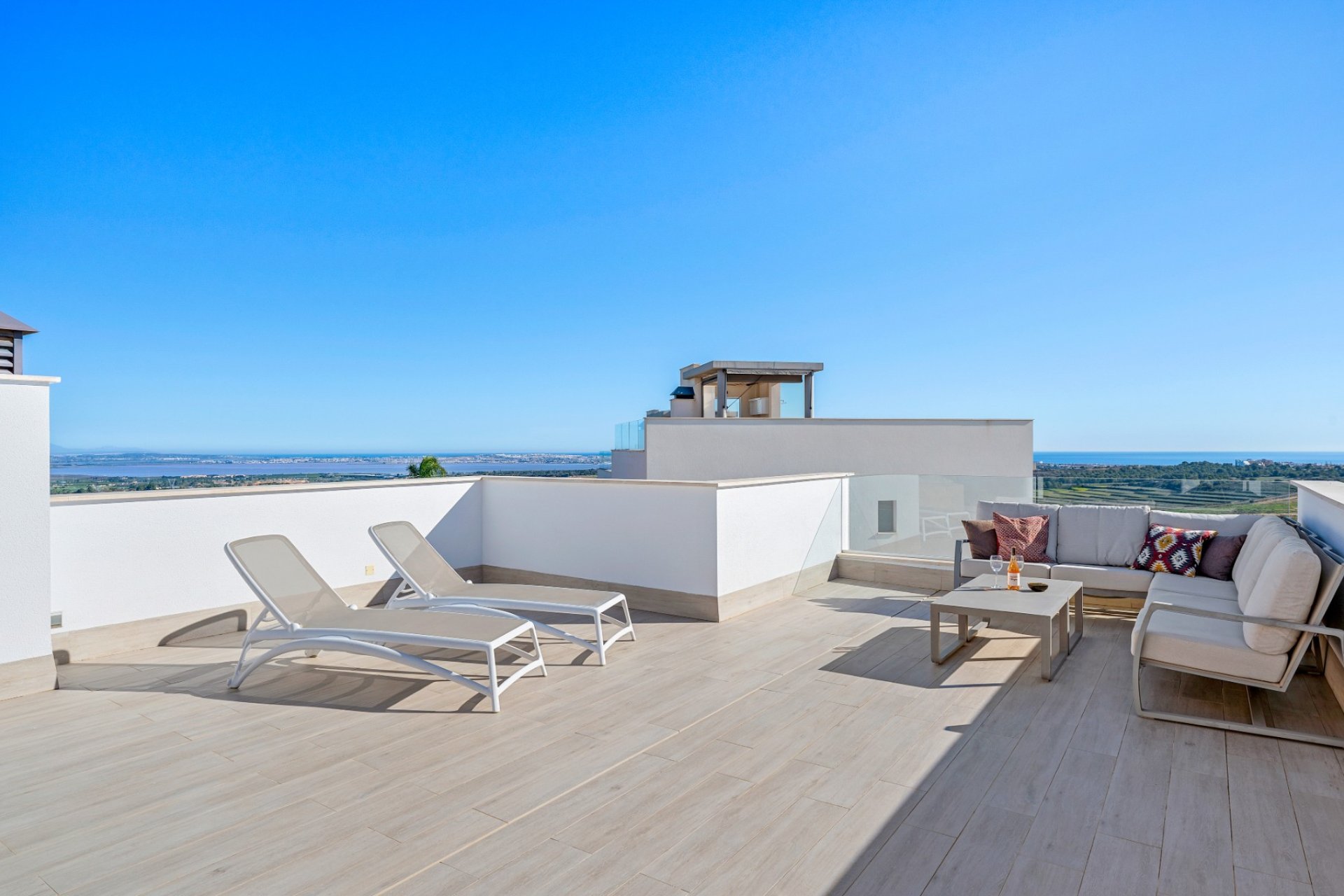 Resale - Villa -
San Miguel de Salinas - Inland