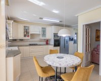 Resale - Villa -
San Miguel de Salinas - Inland