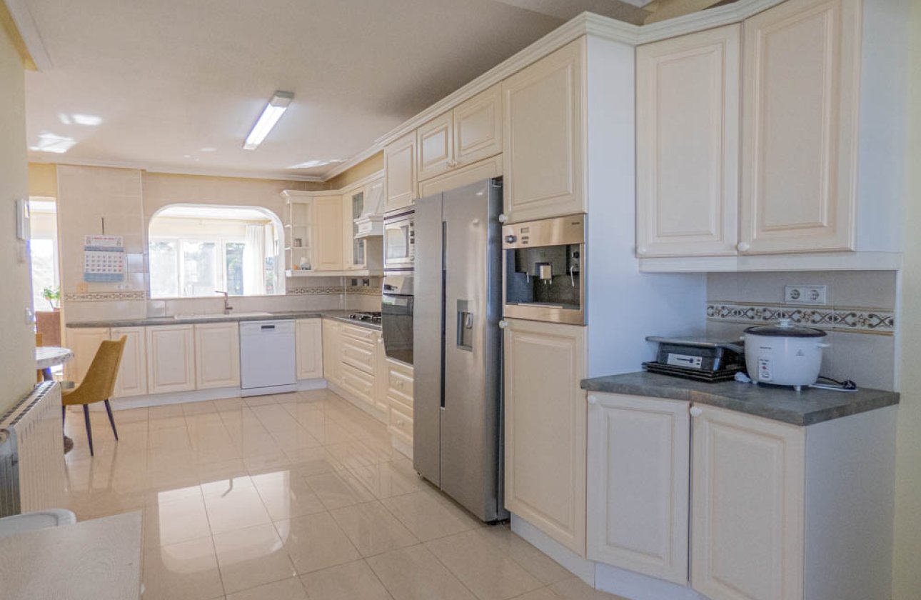 Resale - Villa -
San Miguel de Salinas - Inland