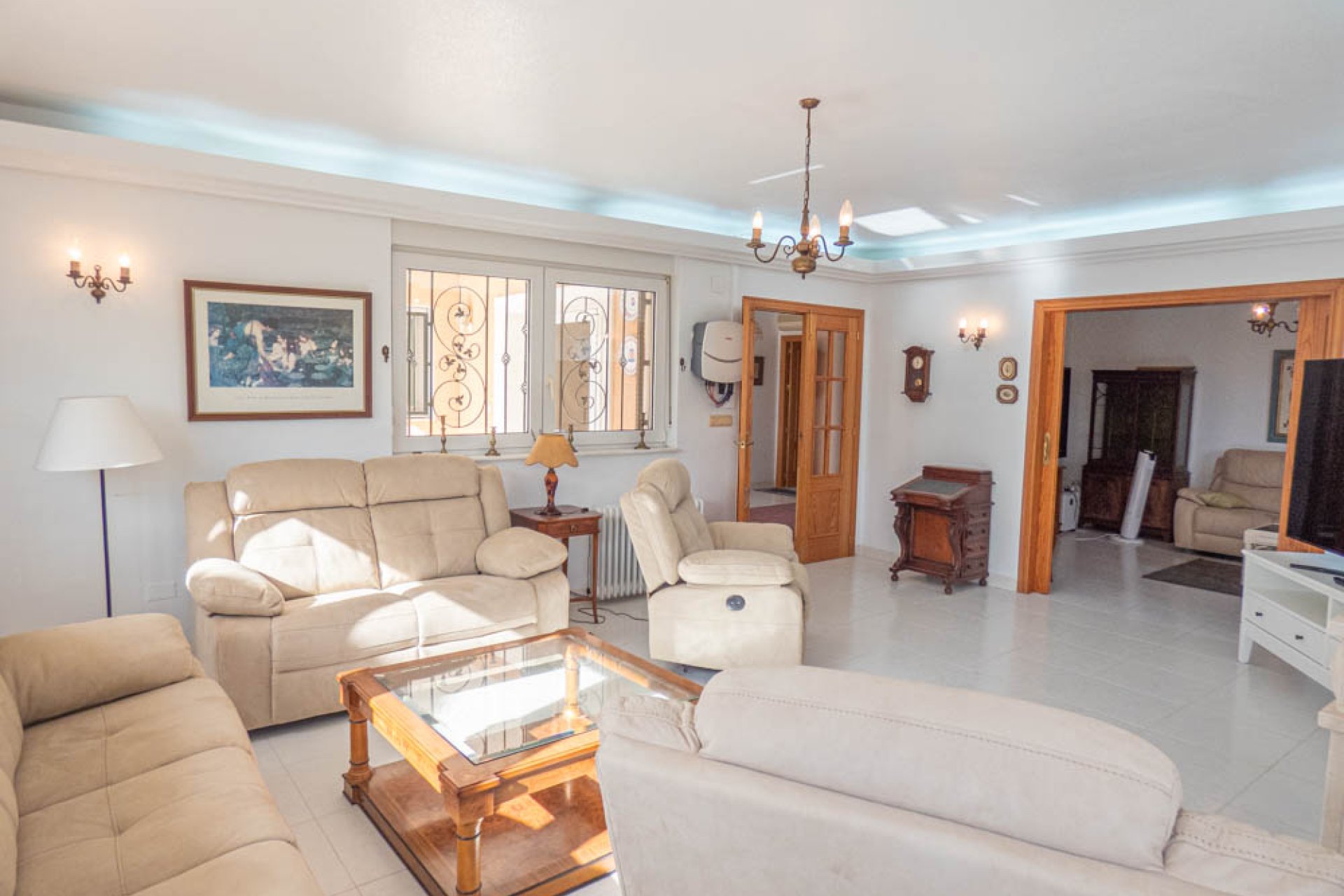 Resale - Villa -
San Miguel de Salinas - Inland