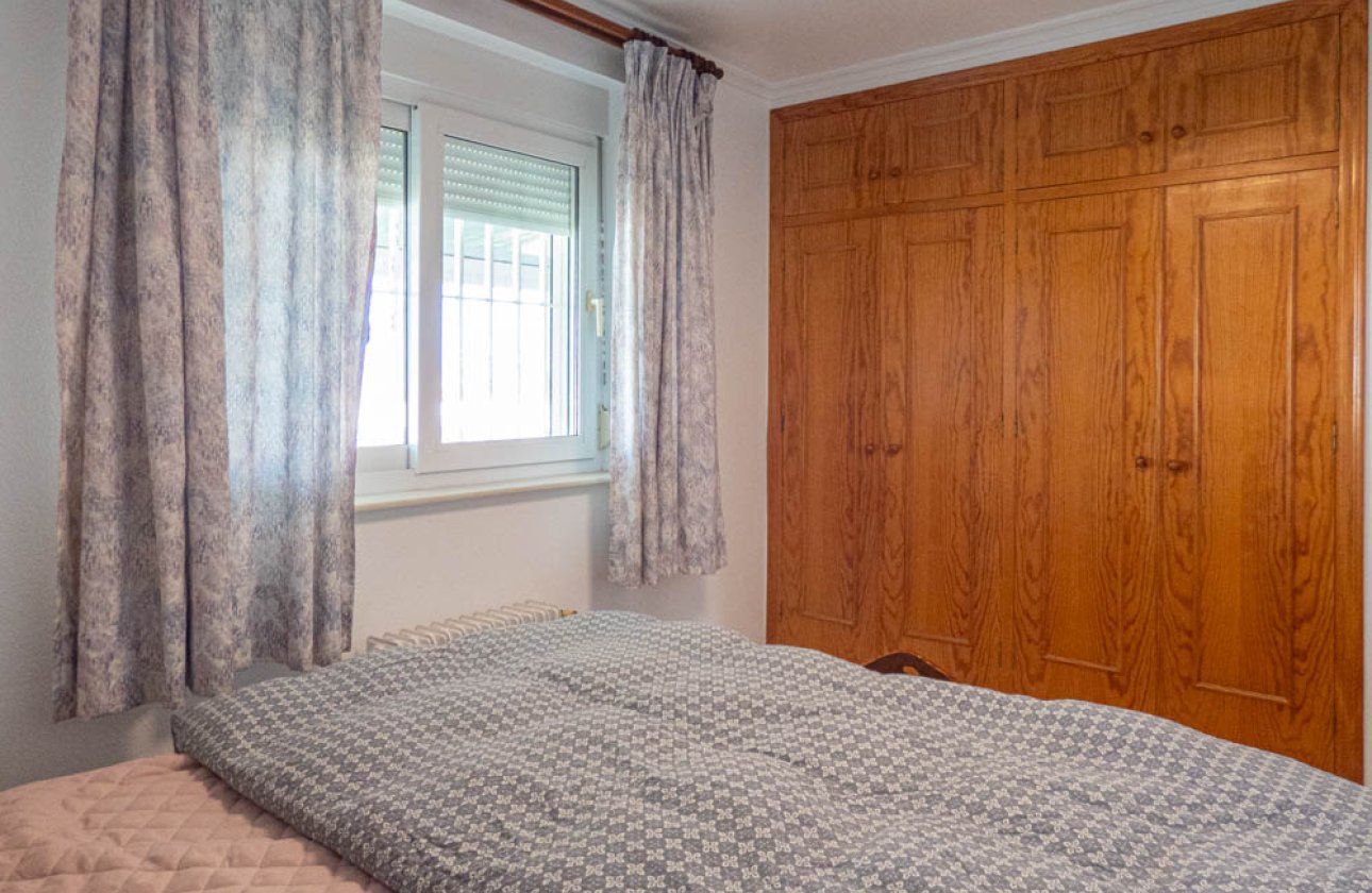 Resale - Villa -
San Miguel de Salinas - Inland