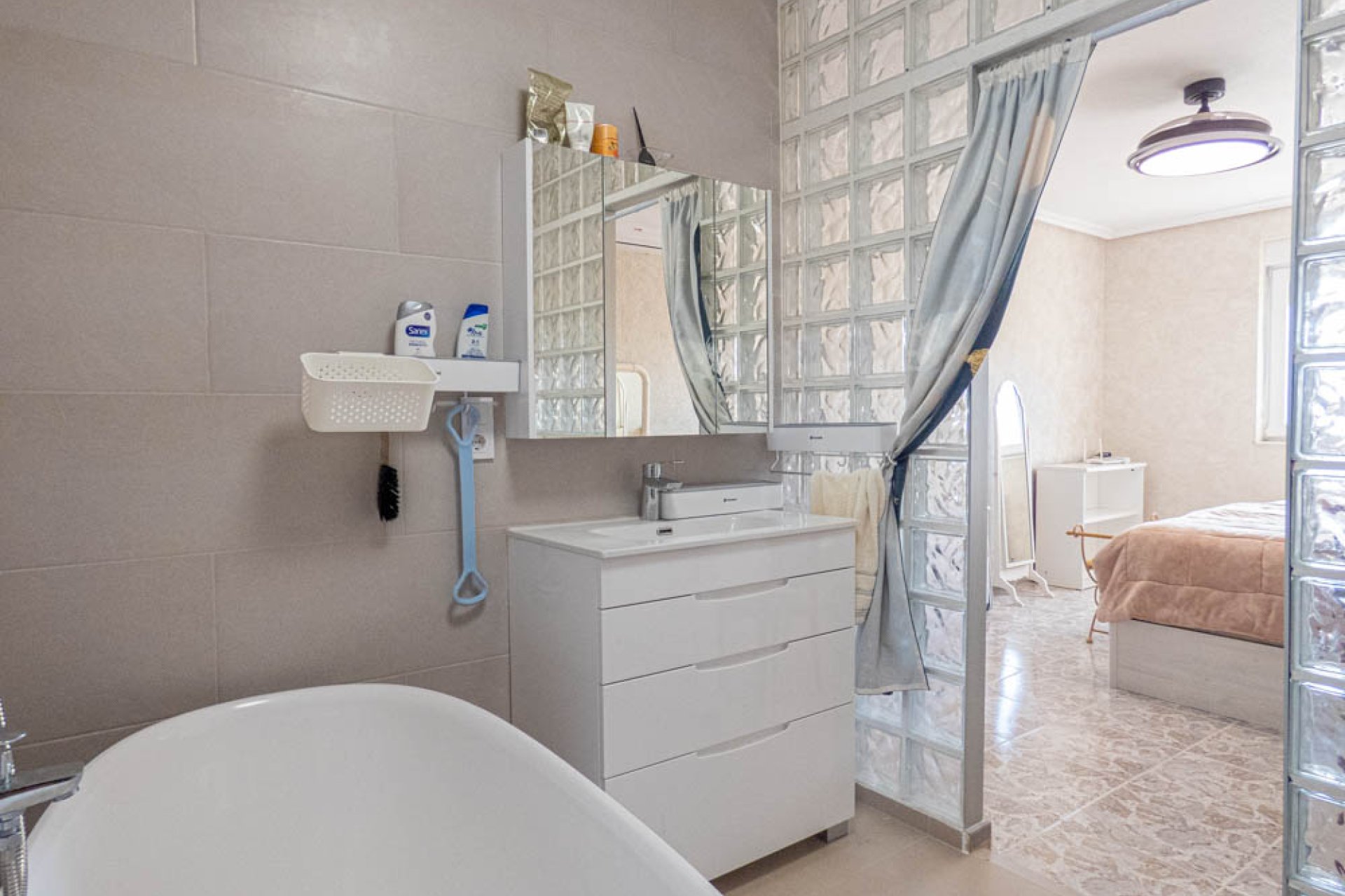 Resale - Villa -
San Miguel de Salinas - Inland