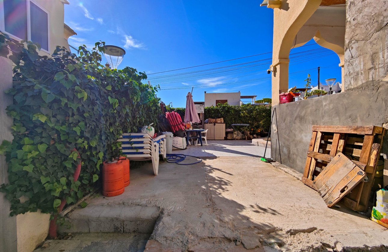 Resale - Villa -
San Miguel de Salinas - Inland