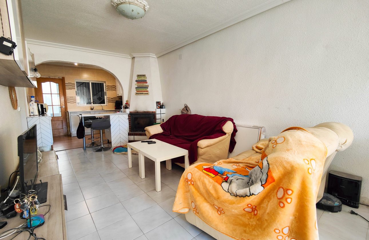 Resale - Villa -
San Miguel de Salinas - Inland