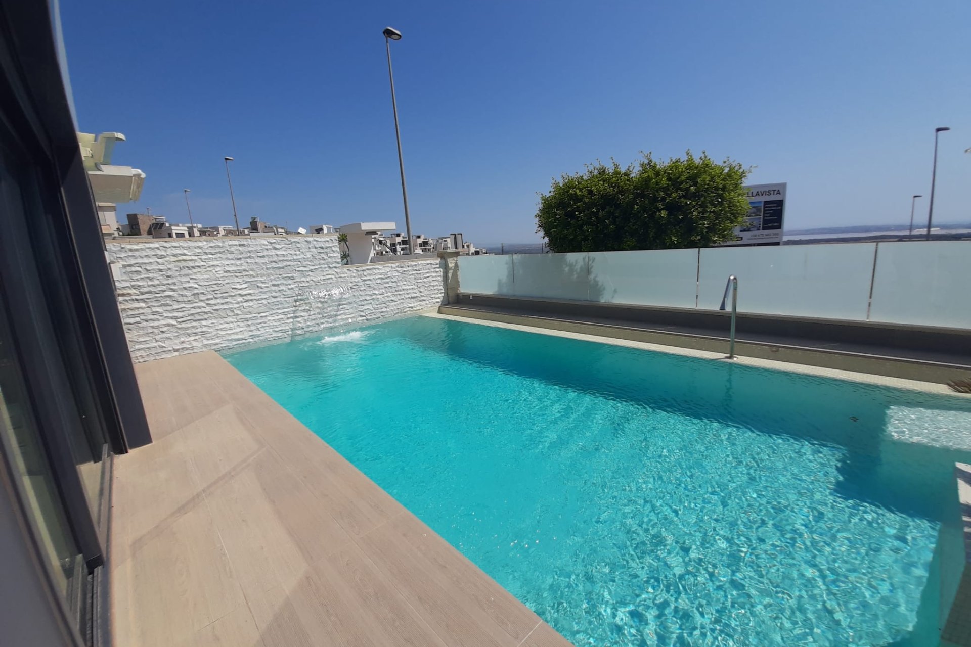 Resale - Villa -
San Miguel de Salinas - Inland