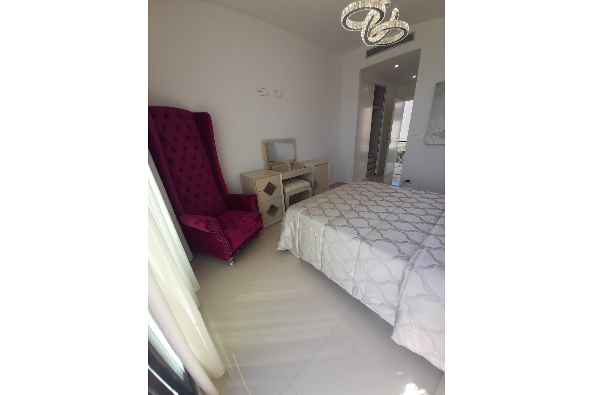 Resale - Villa -
San Miguel de Salinas - Inland