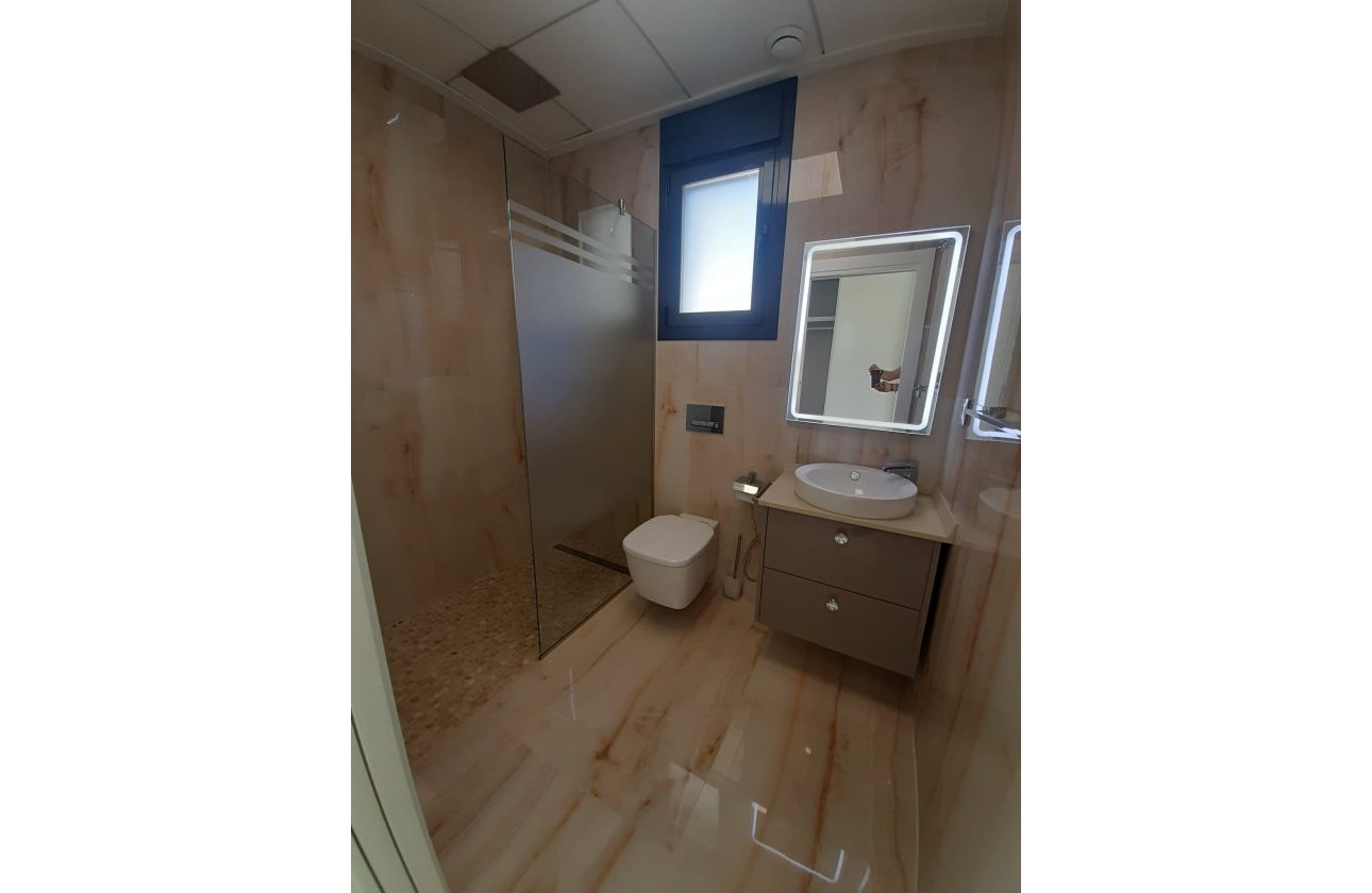 Resale - Villa -
San Miguel de Salinas - Inland