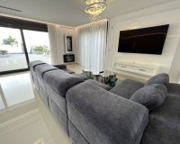 Resale - Villa -
San Miguel de Salinas - Inland