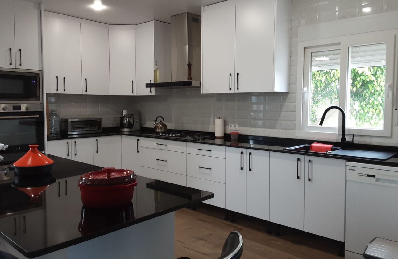 Resale - Villa -
San Miguel de Salinas - Inland