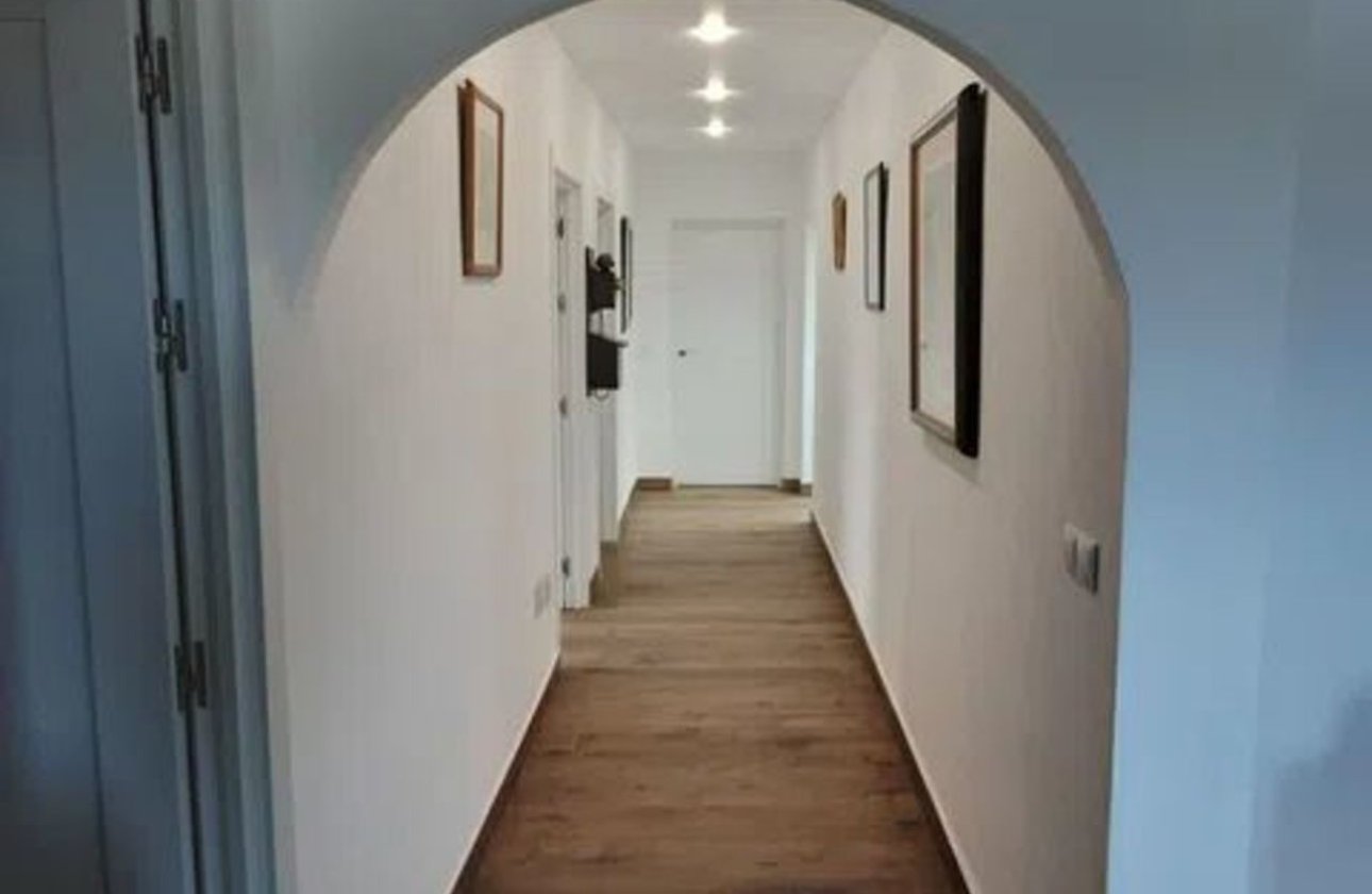 Resale - Villa -
San Miguel de Salinas - Inland