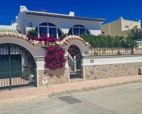 Resale - Villa -
San Miguel de Salinas - Inland