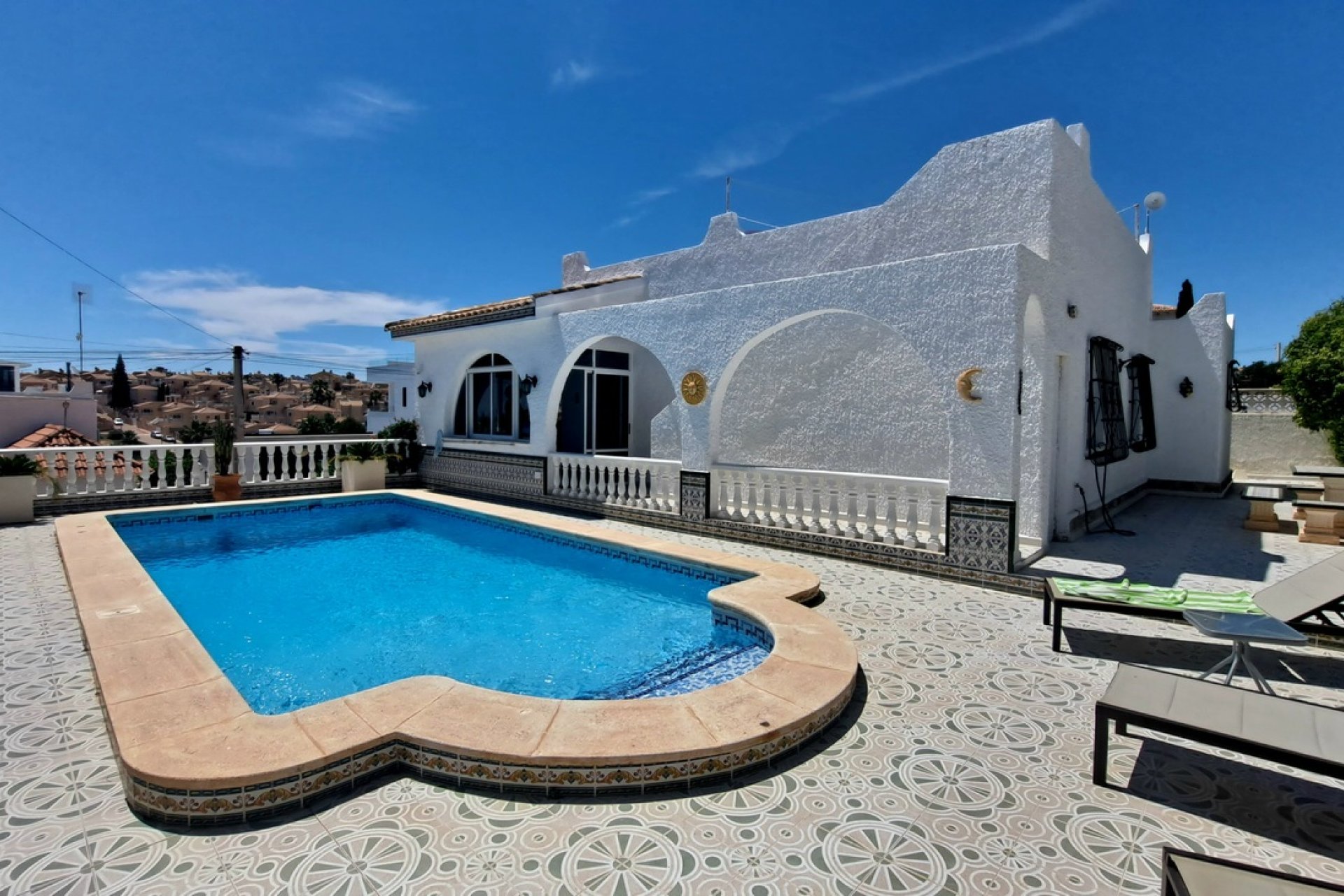 Resale - Villa -
San Miguel de Salinas - Inland