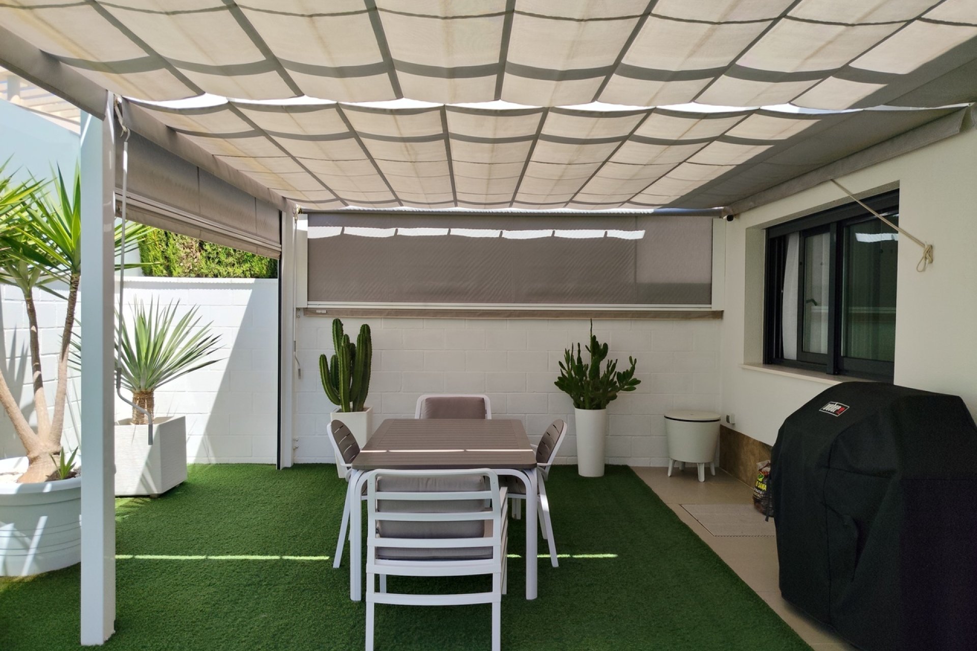 Resale - Villa -
San Miguel de Salinas - Inland