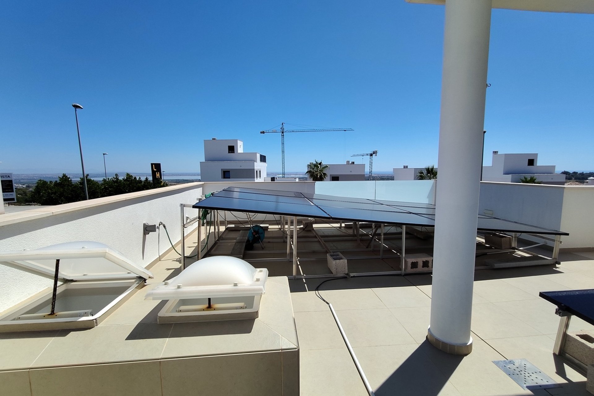 Resale - Villa -
San Miguel de Salinas - Inland