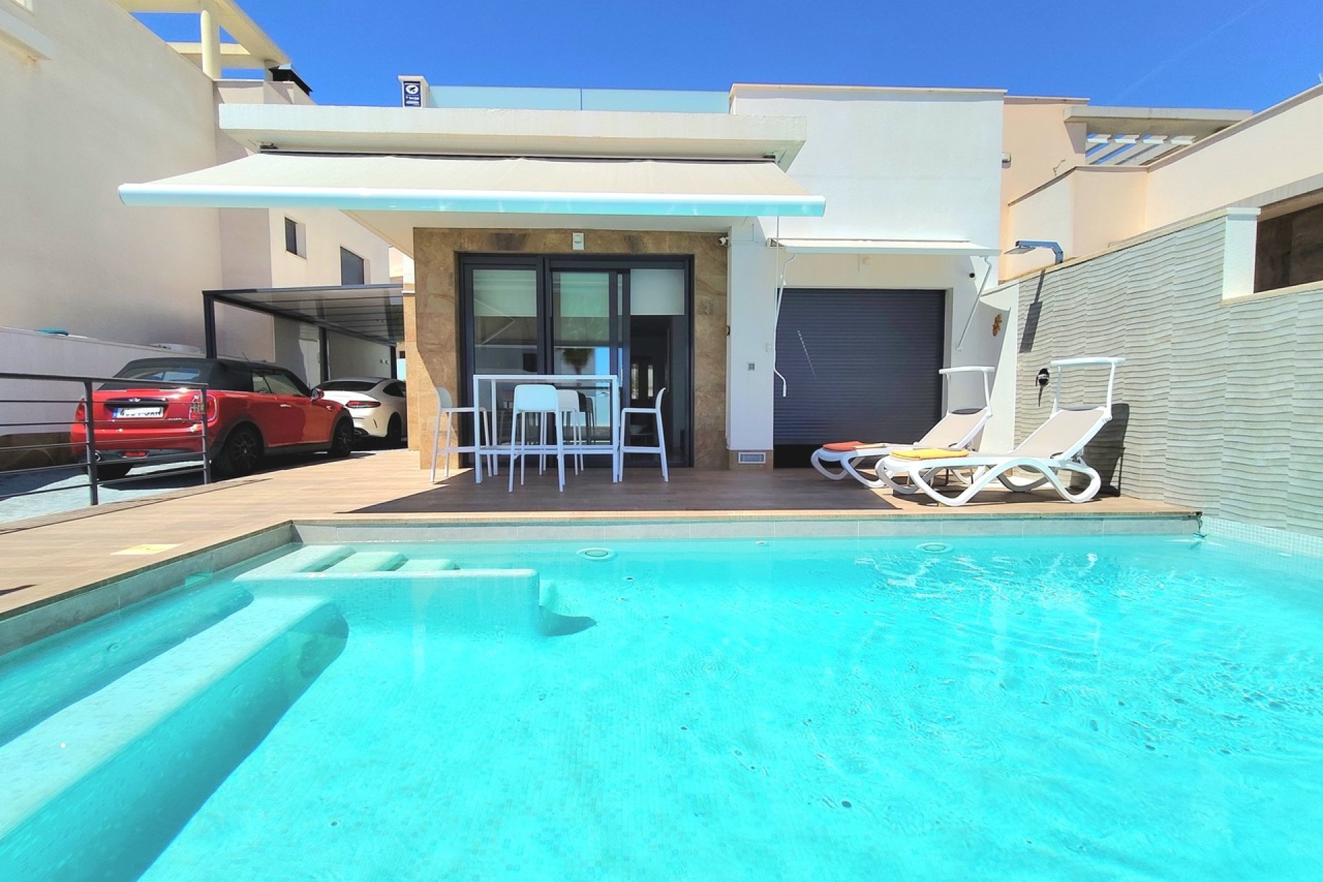 Resale - Villa -
San Miguel de Salinas - Inland