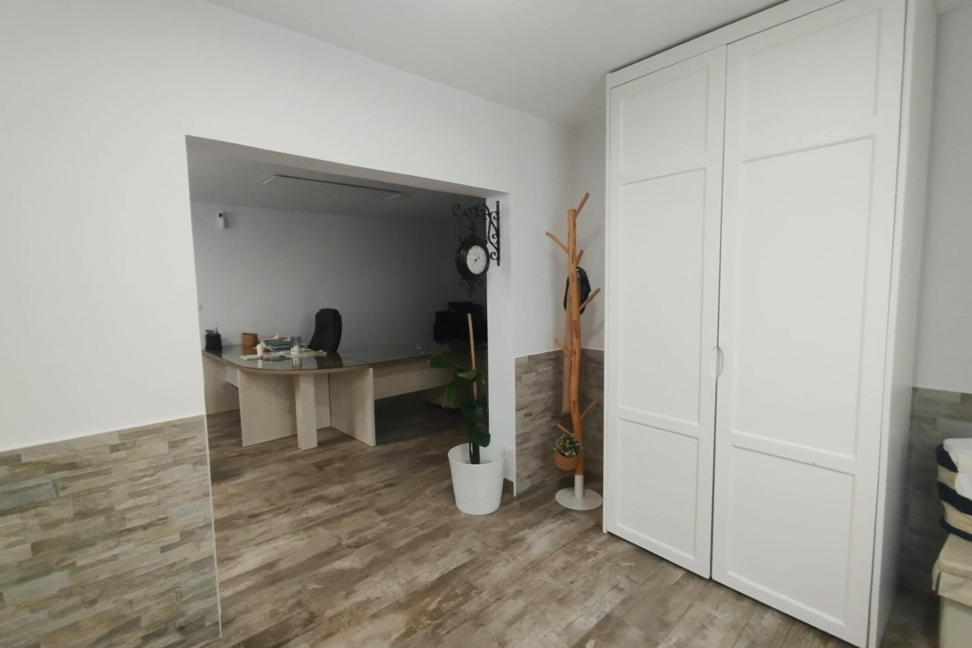 Resale - Villa -
San Miguel de Salinas - Inland