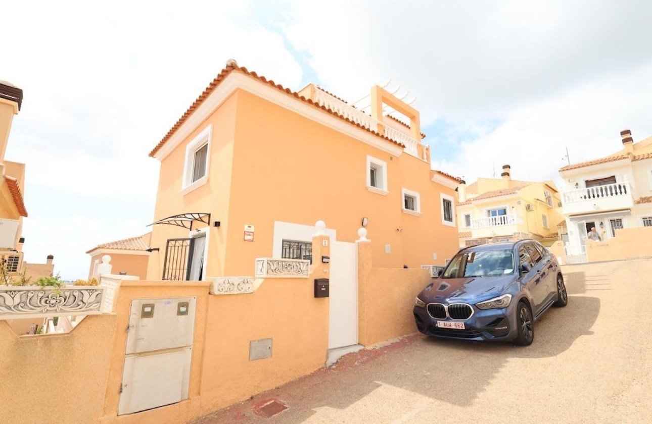 Resale - Villa -
San Miguel de Salinas - Inland