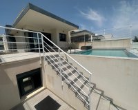 Resale - Villa -
San Miguel de Salinas - Inland