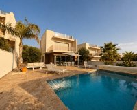 Resale - Villa -
San Miguel de Salinas - Inland