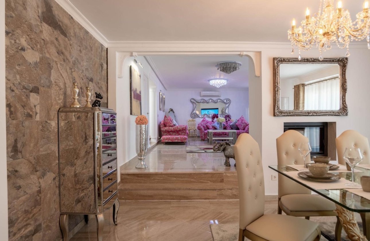 Resale - Villa -
San Miguel de Salinas - Inland