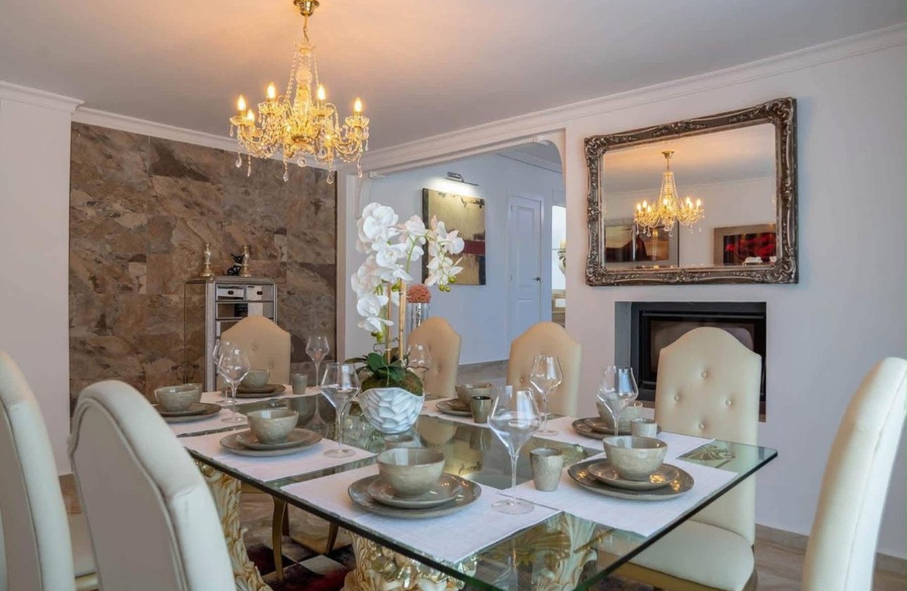 Resale - Villa -
San Miguel de Salinas - Inland