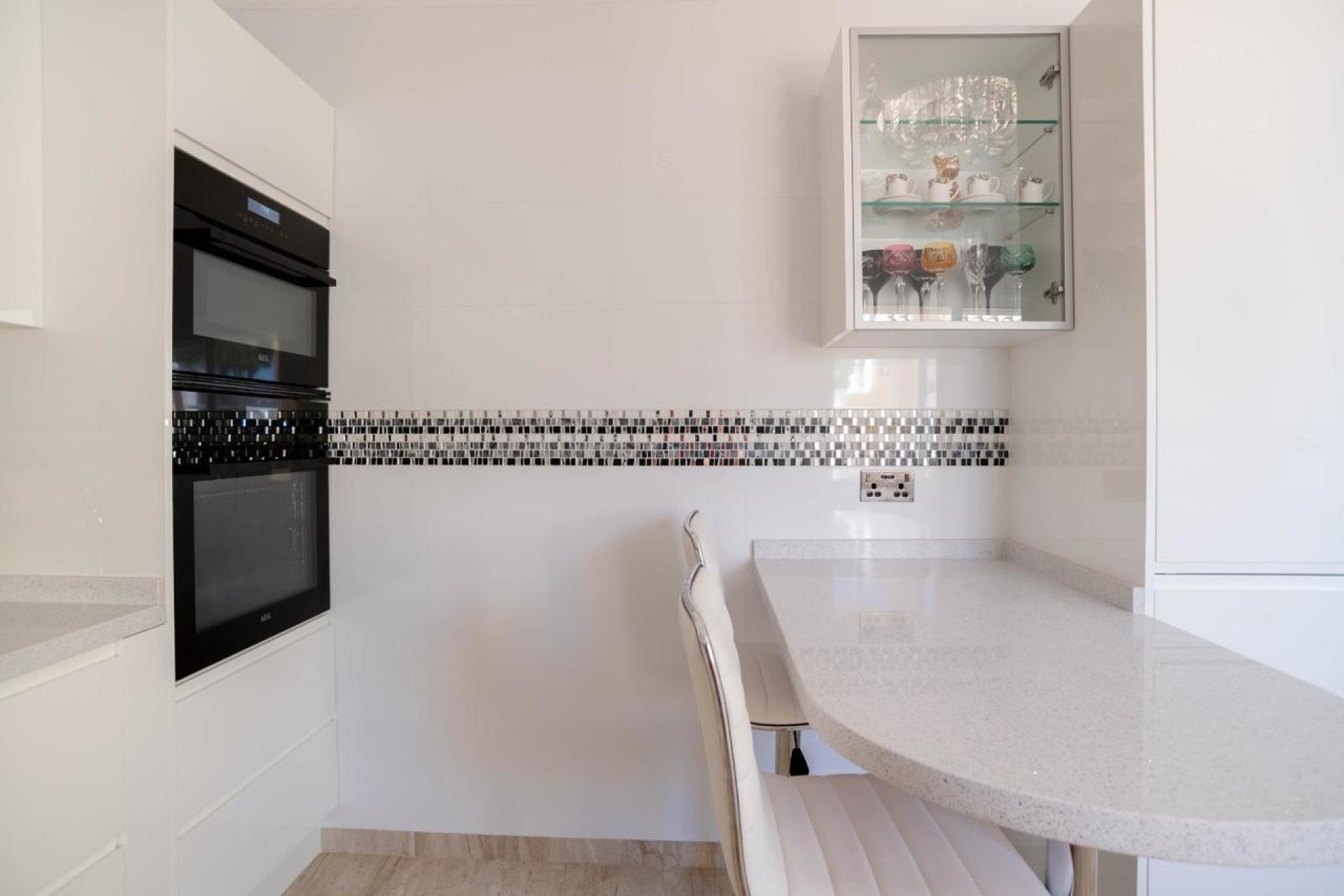 Resale - Villa -
San Miguel de Salinas - Inland