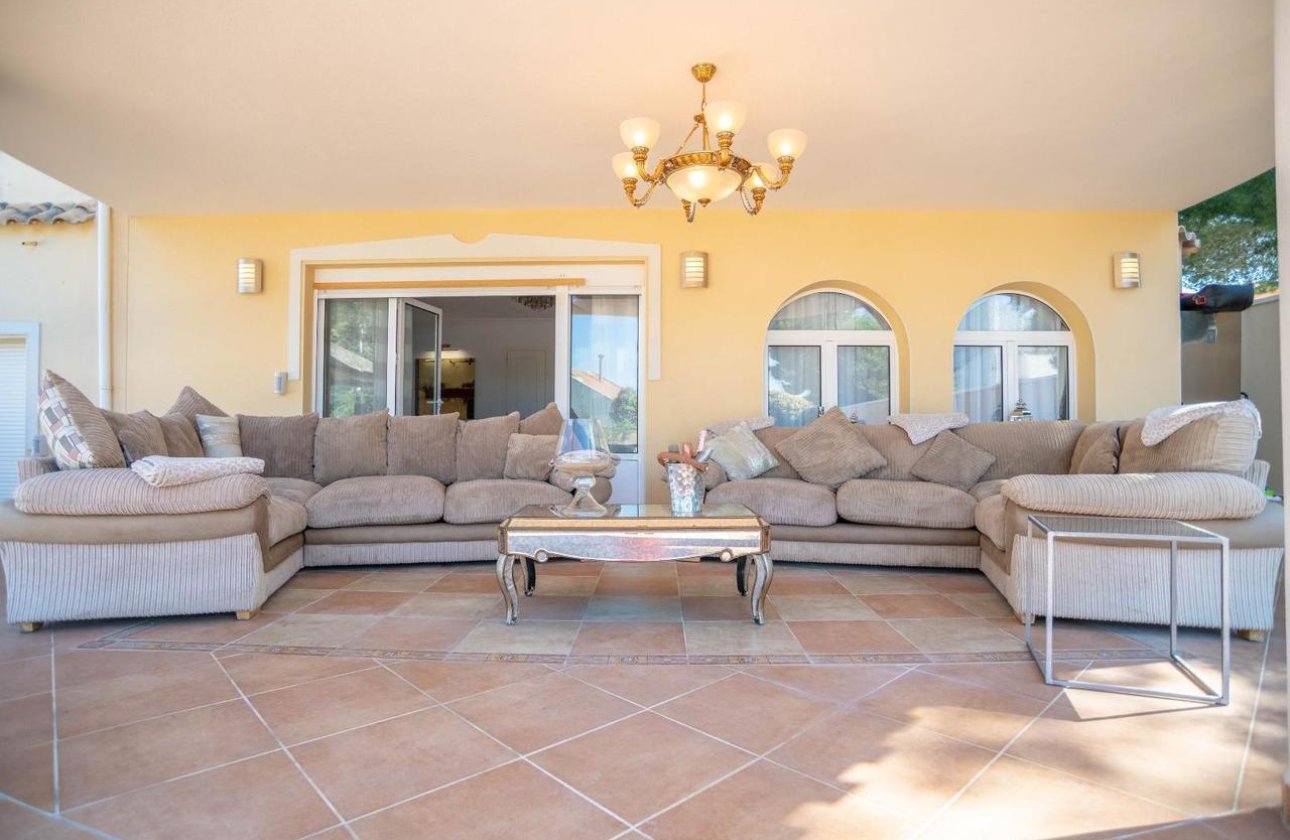 Resale - Villa -
San Miguel de Salinas - Inland