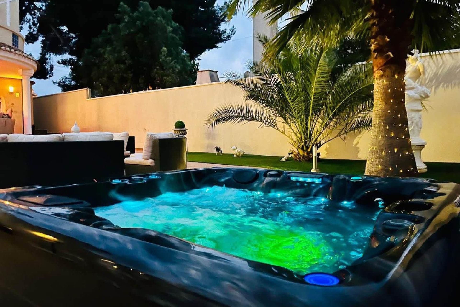 Resale - Villa -
San Miguel de Salinas - Inland