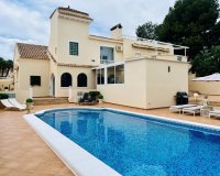 Resale - Villa -
San Miguel de Salinas - Inland
