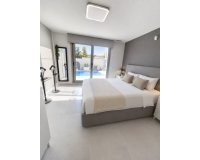 Resale - Villa -
San Miguel de Salinas - Inland