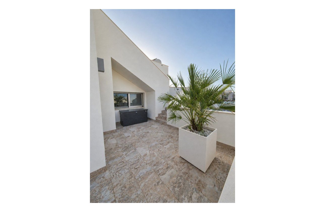 Resale - Villa -
San Miguel de Salinas - Inland