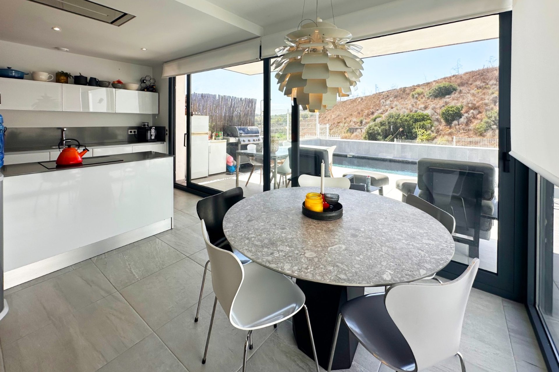Resale - Villa -
San Miguel de Salinas - Inland