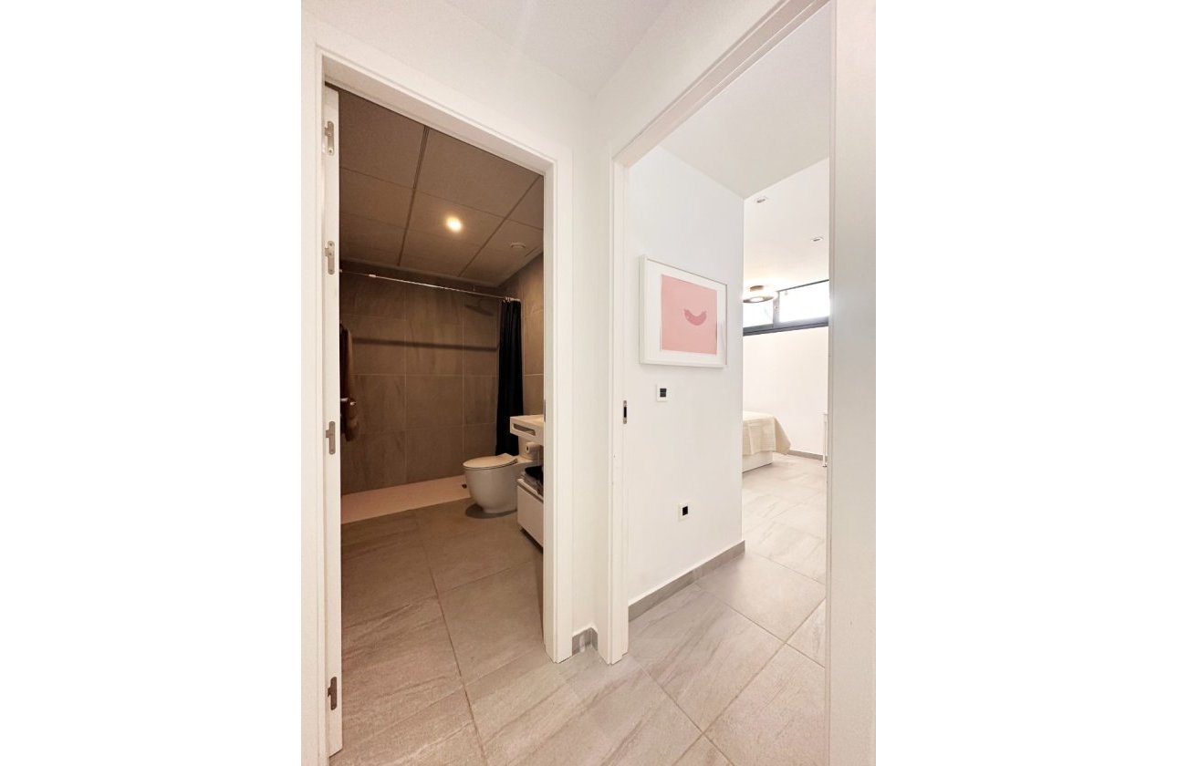 Resale - Villa -
San Miguel de Salinas - Inland