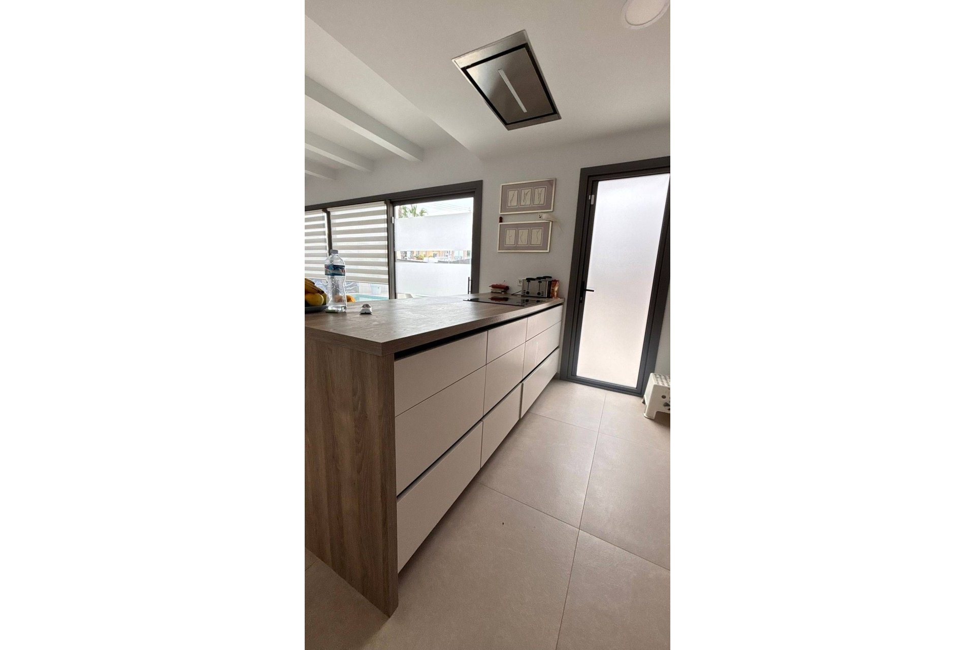 Resale - Villa -
San Miguel de Salinas - Urbanizacion Blue Lagoon