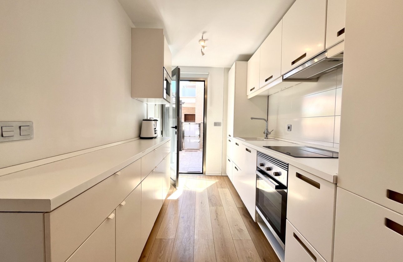 Resale - Villa -
Torre de la Horadada - Costa Blanca