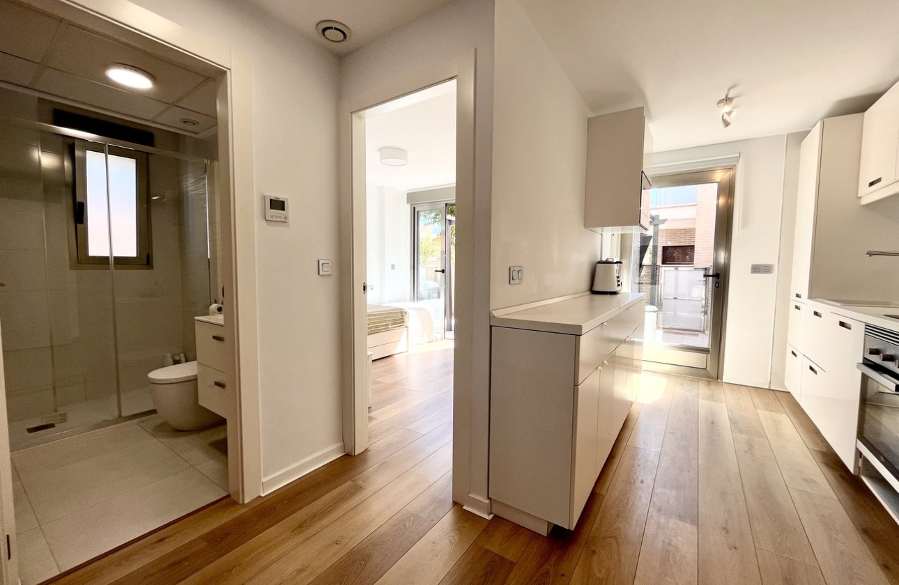 Resale - Villa -
Torre de la Horadada - Costa Blanca