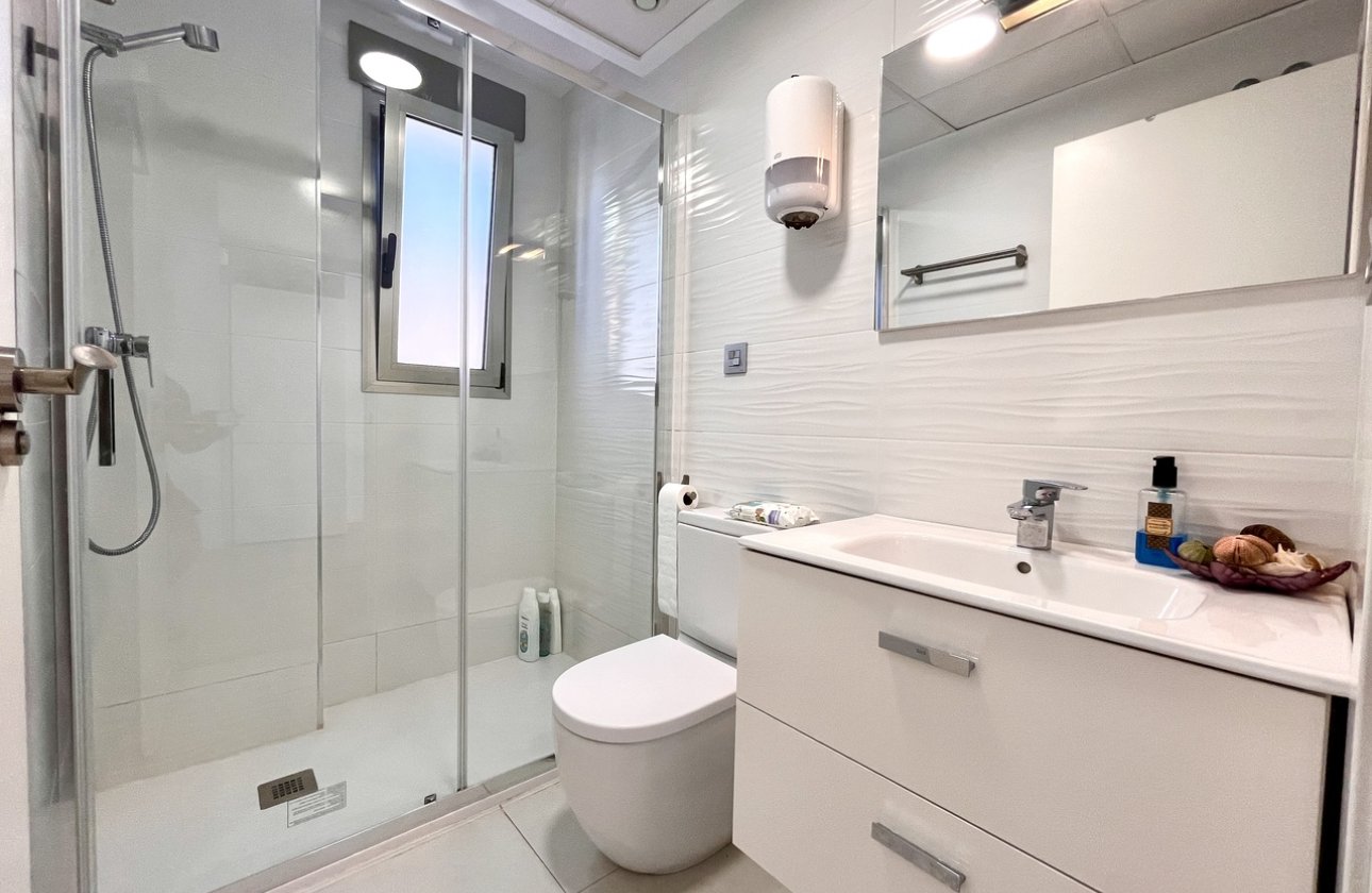 Resale - Villa -
Torre de la Horadada - Costa Blanca