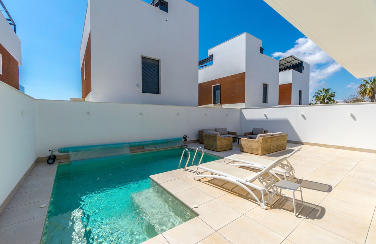 Resale - Villa -
Torre de la Horadada - Costa Blanca