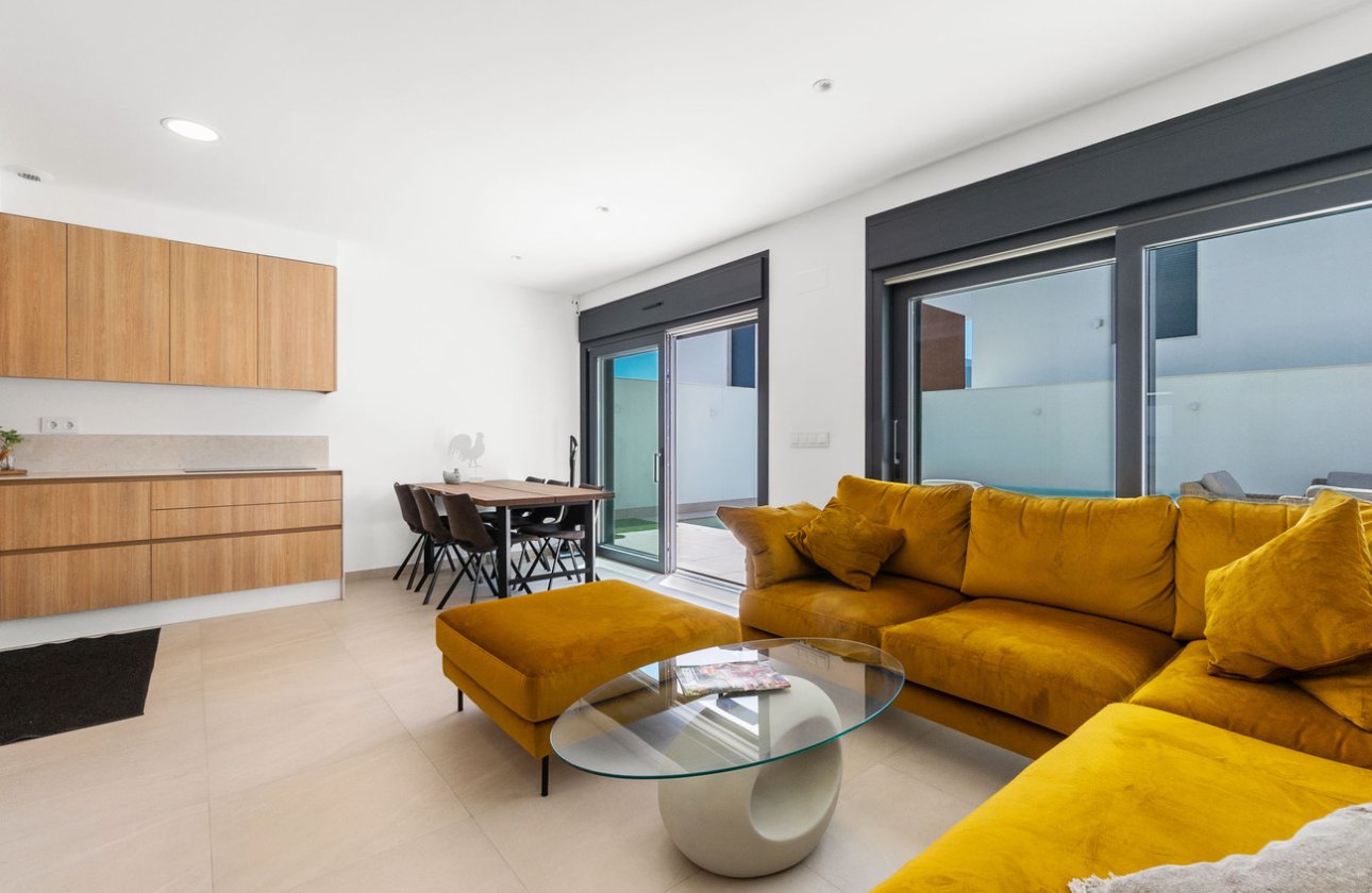 Resale - Villa -
Torre de la Horadada - Costa Blanca