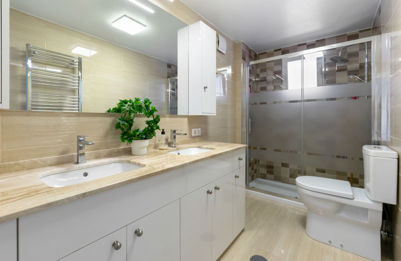 Resale - Villa -
Torre de la Horadada - Costa Blanca