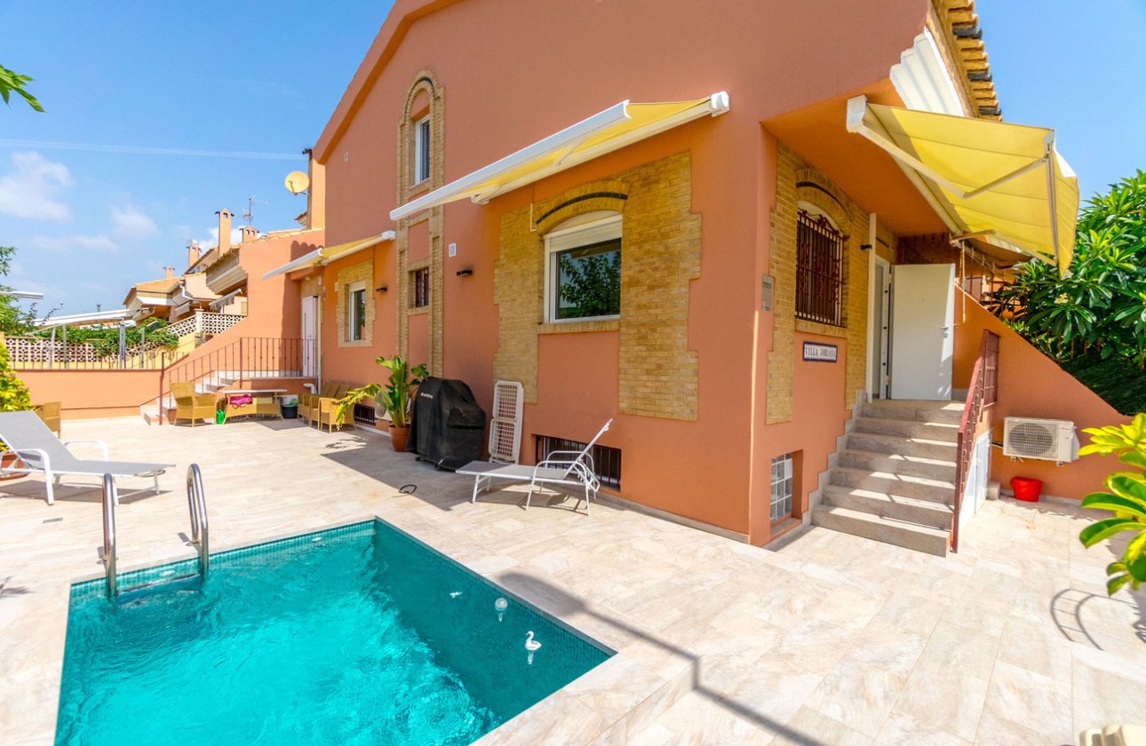 Resale - Villa -
Torre de la Horadada - Costa Blanca