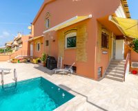 Resale - Villa -
Torre de la Horadada - Costa Blanca