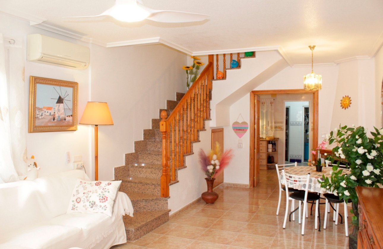 Resale - Villa -
Torre de la Horadada - Costa Blanca
