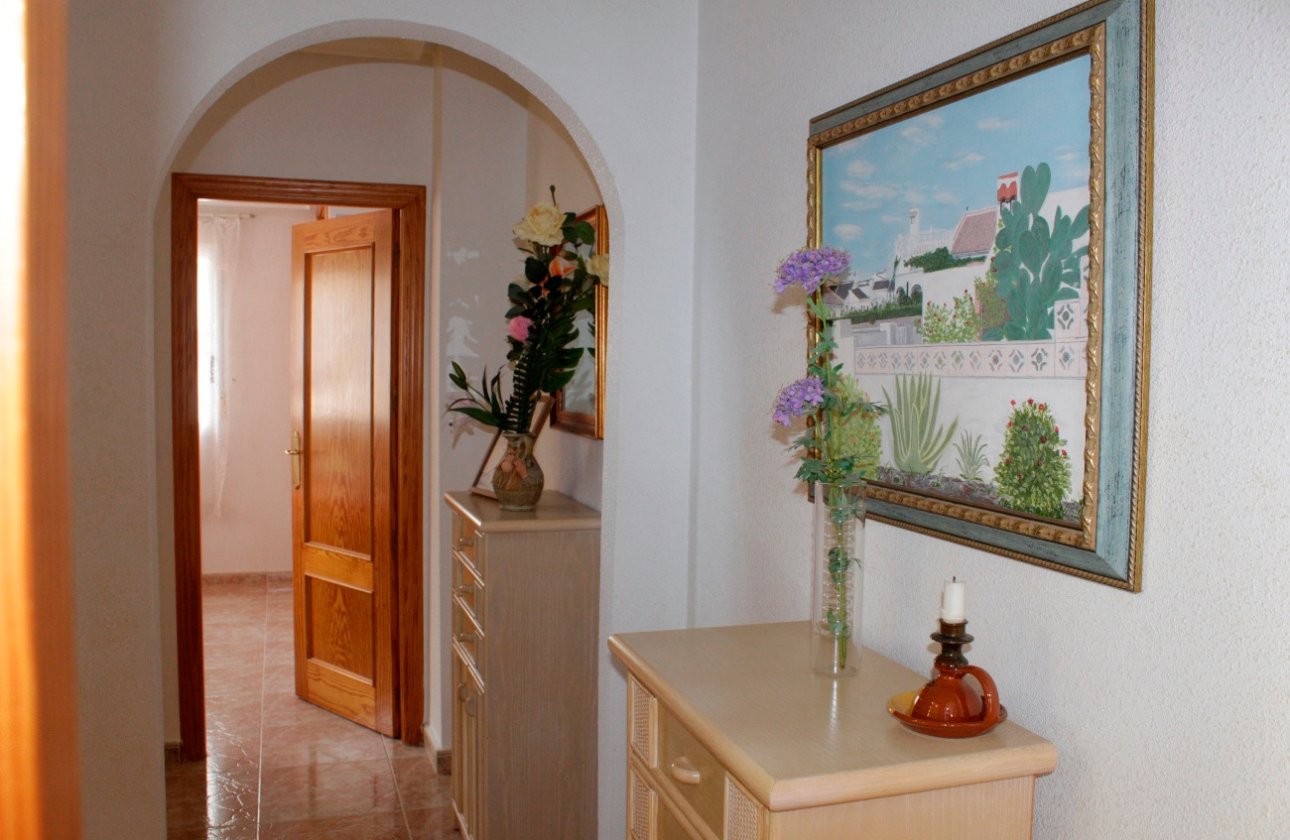 Resale - Villa -
Torre de la Horadada - Costa Blanca
