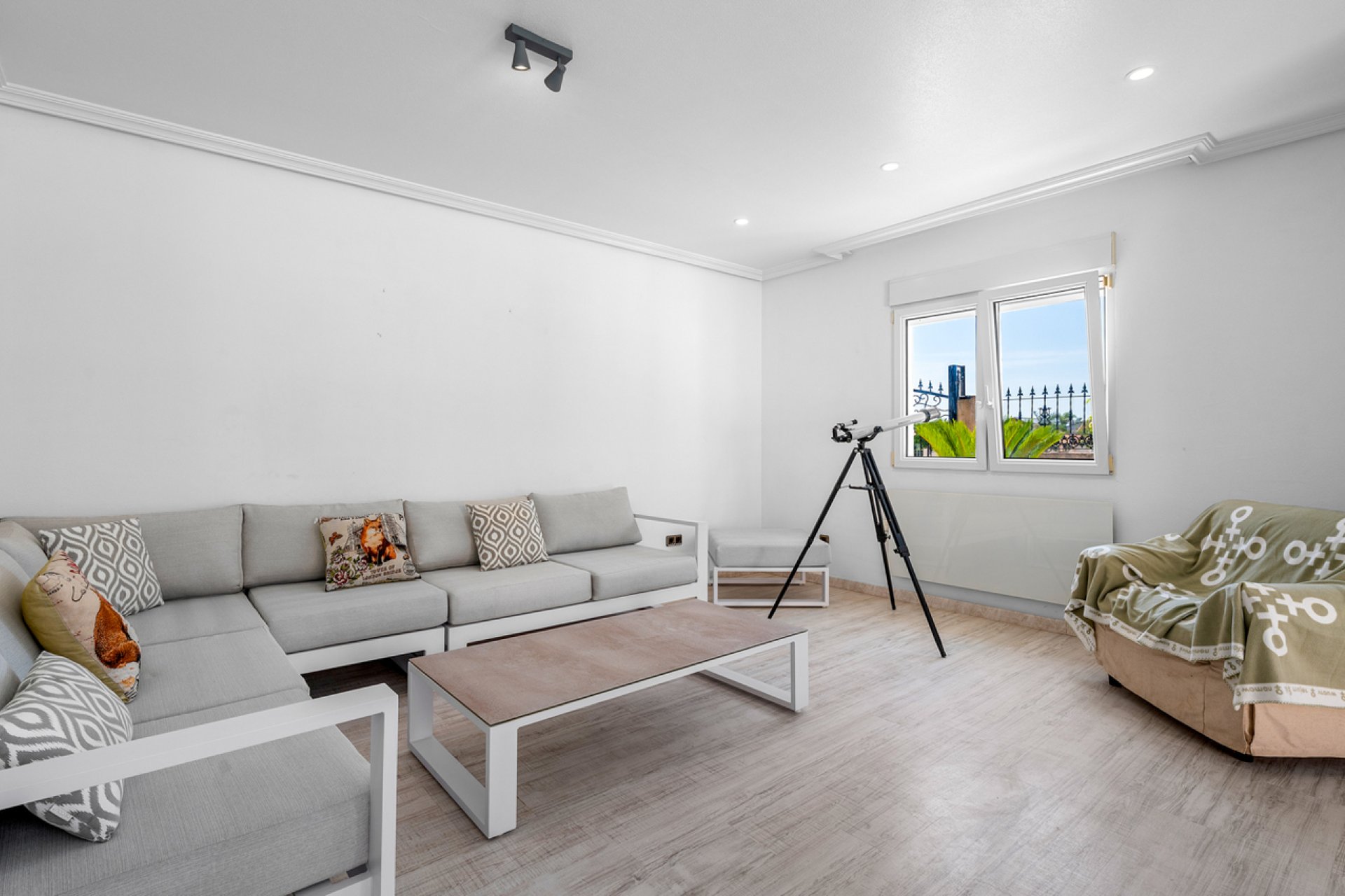 Resale - Villa -
Torre de la Horadada - Costa Blanca