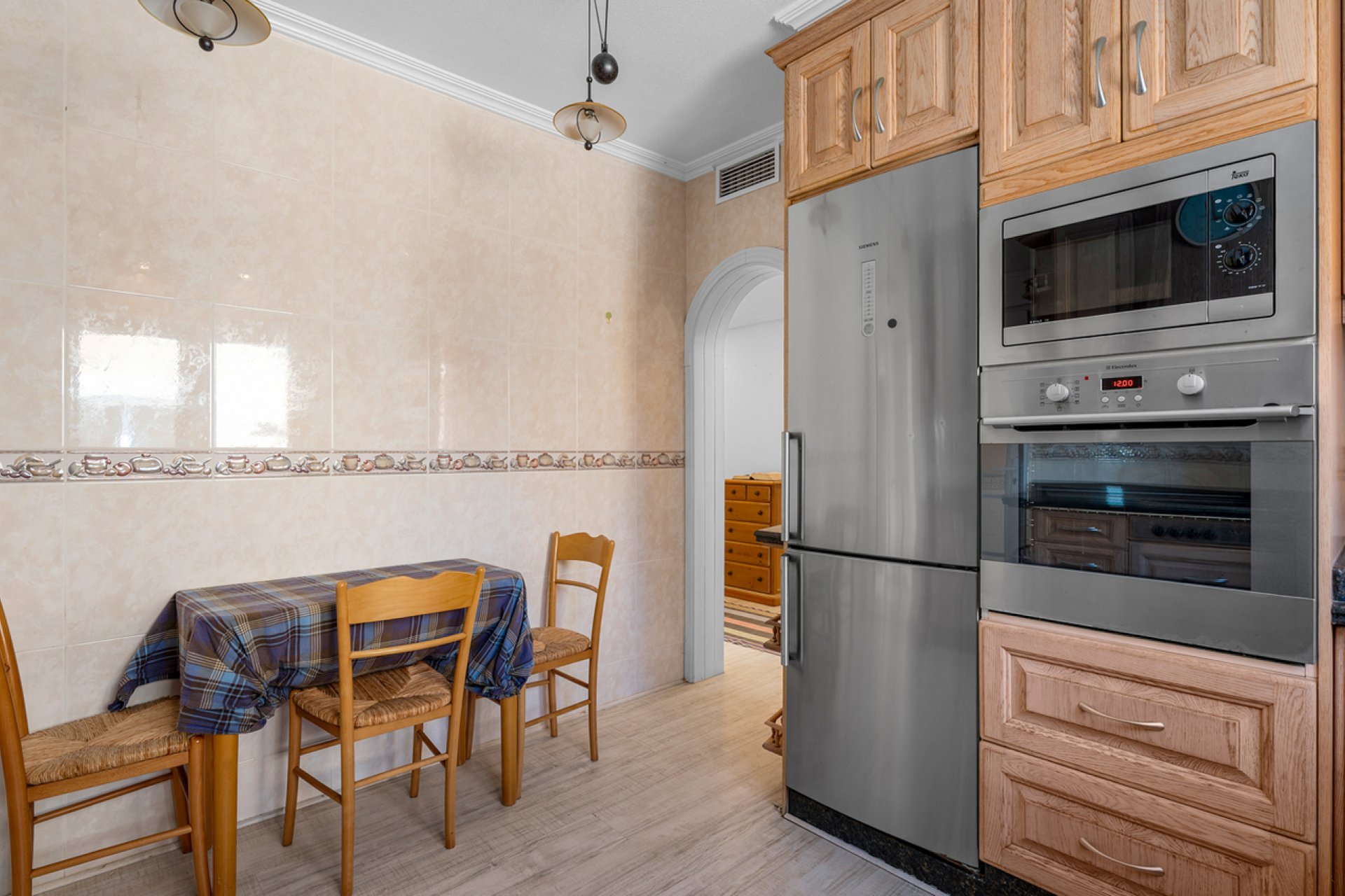 Resale - Villa -
Torre de la Horadada - Costa Blanca
