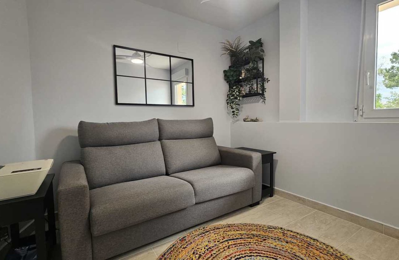 Resale - Villa -
Torremendo - Costa Blanca